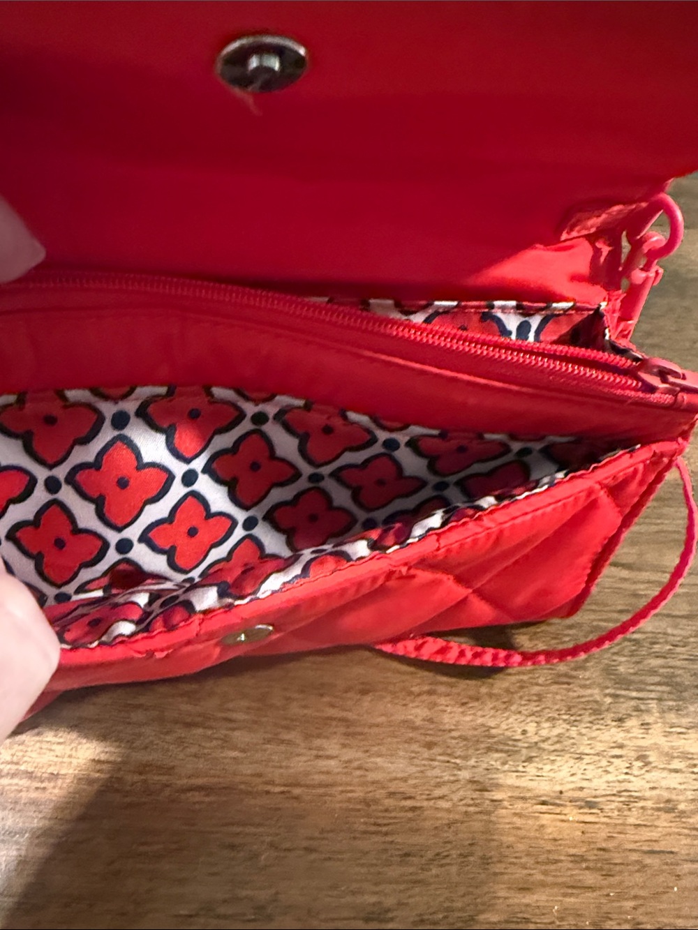 Vera Bradley Quilted Red Fold-Over Crossbody Wristlet - Picture 7 of 8